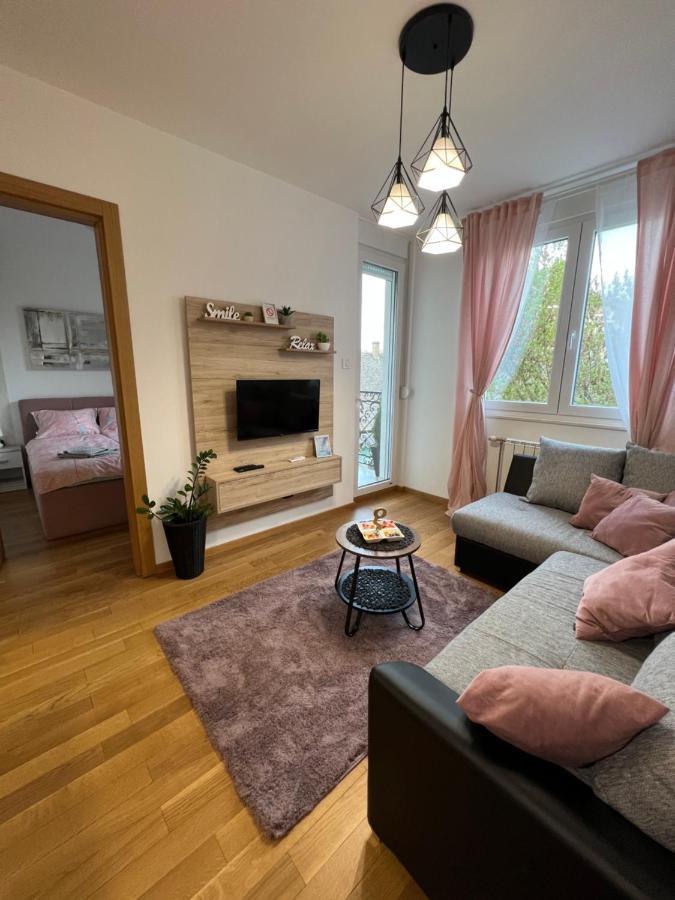 Apartment Luxe Nine Novi Sad Exteriér fotografie